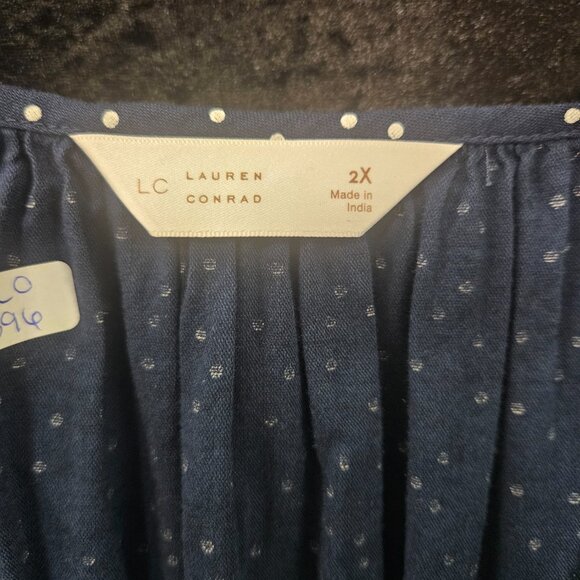 Lauren Conrad 2X Long Sleeve Button Down Navy blouse with polka dots - Picture 2 of 4